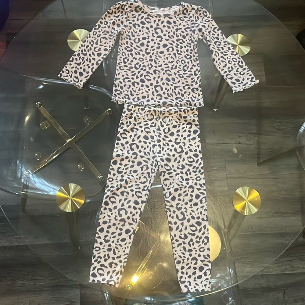 3T toddler girl leopard print lounge set